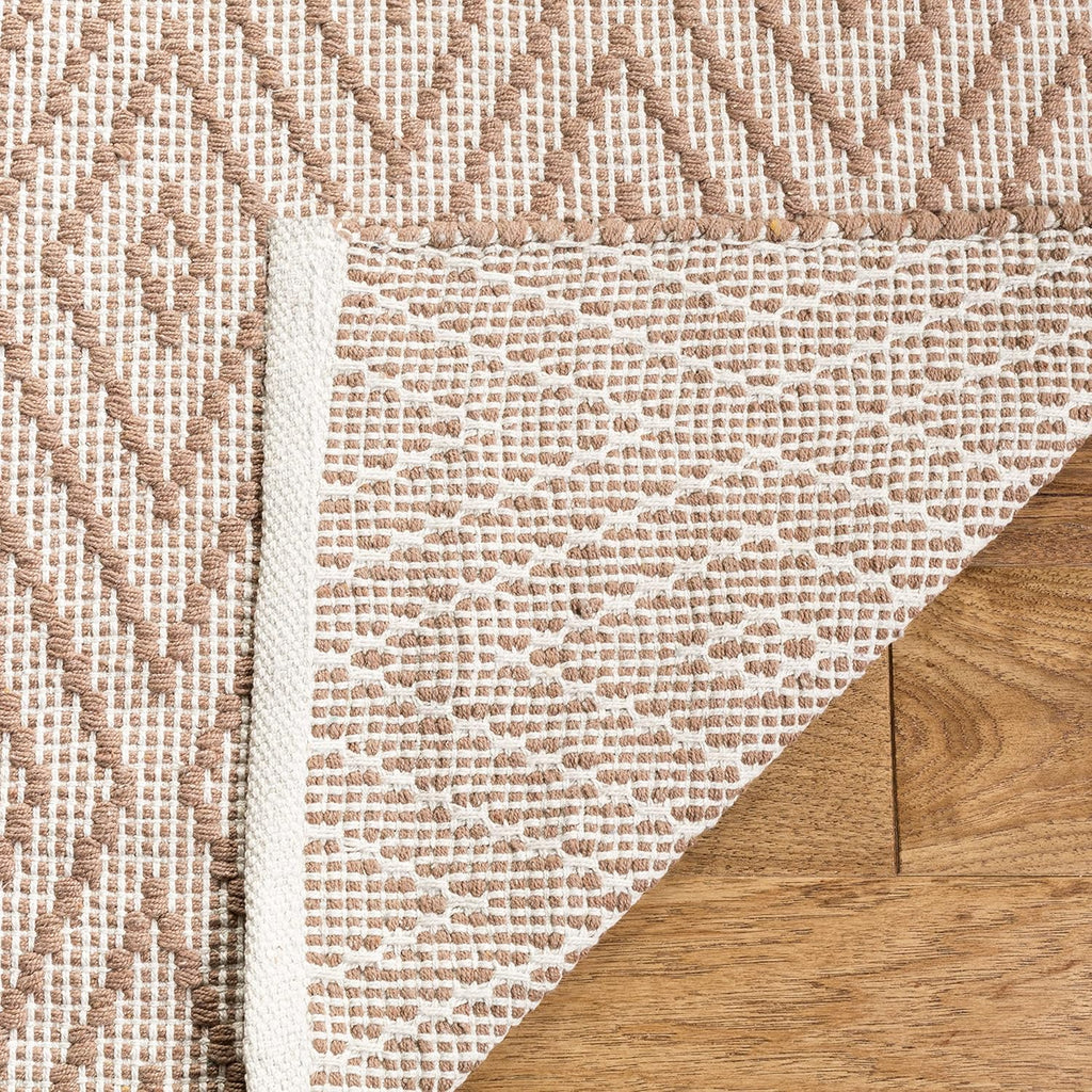 Beige & Ivory 3' x 5' Handmade Cotton Accent Rug K1736