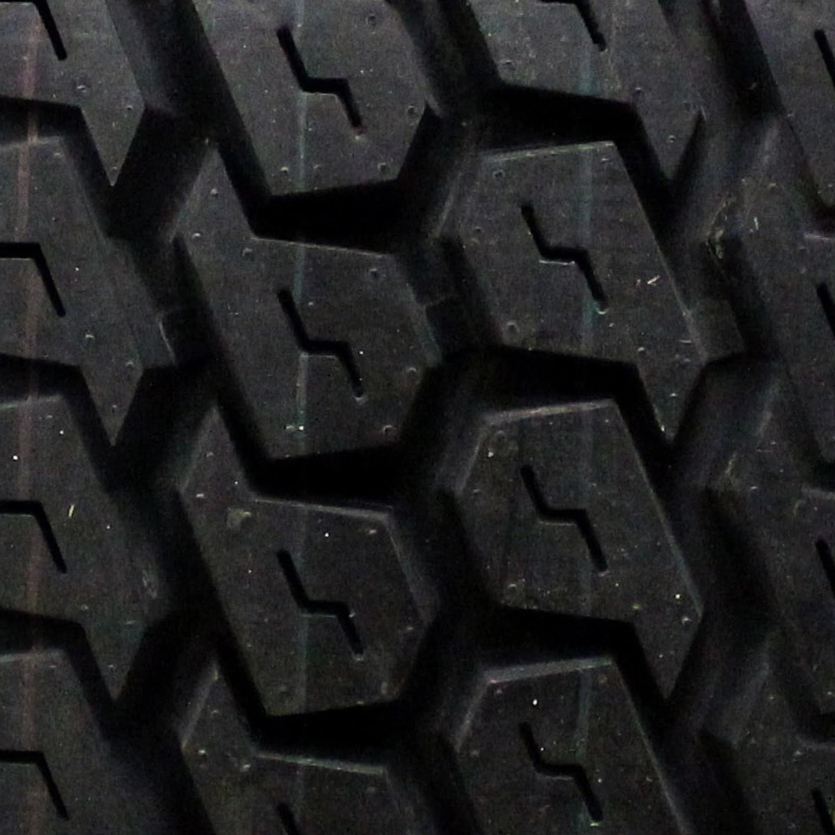 295/75R22.5 Commercial Tire B9388