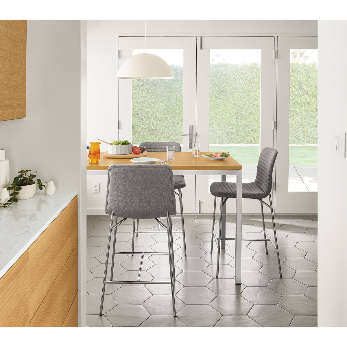 White Venatino Marble Counter Table N13325