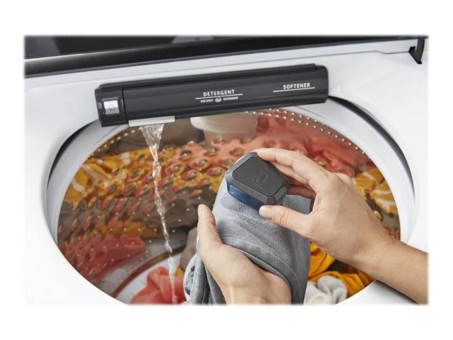 White Top-Loading Washer O670