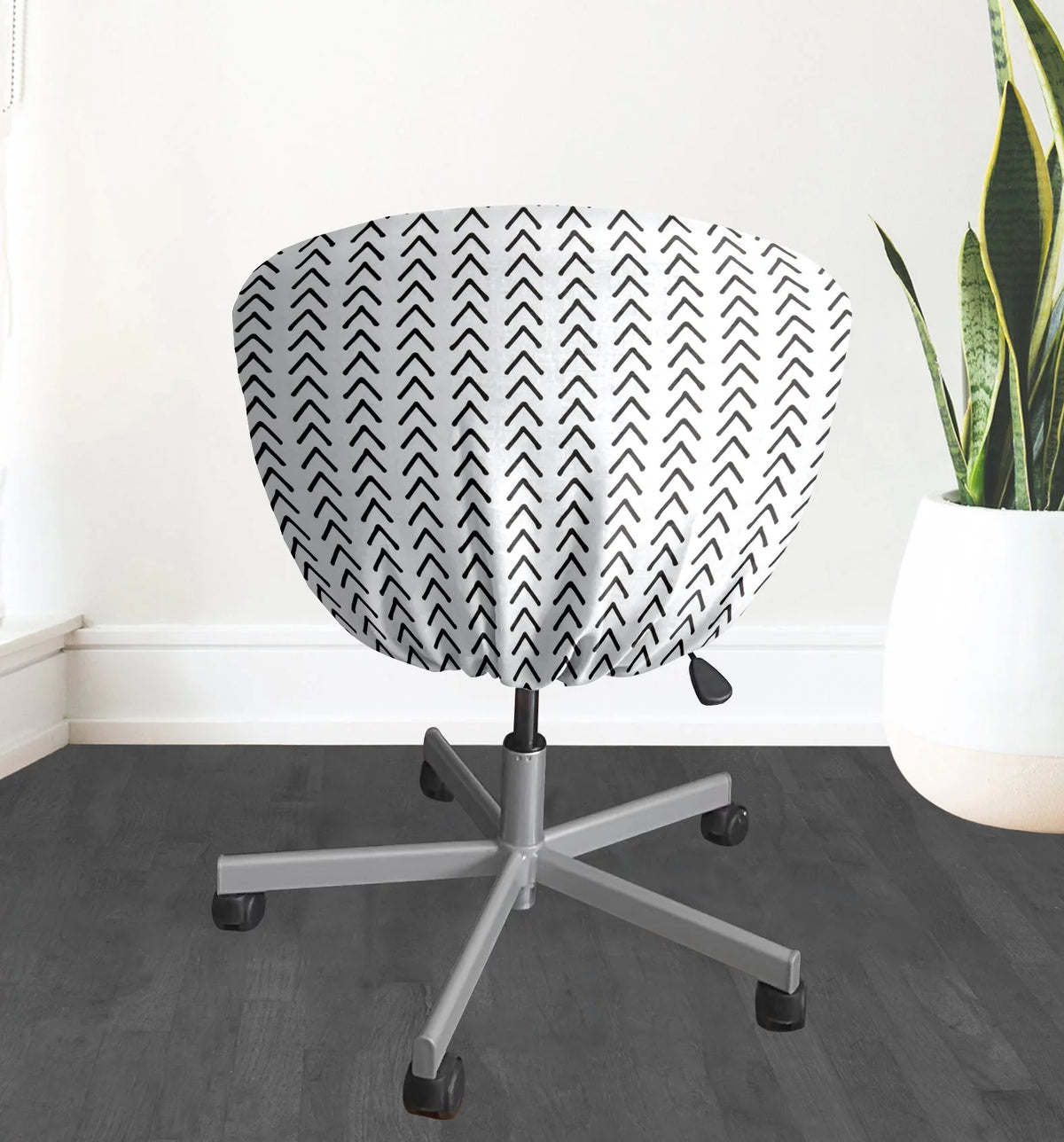 Boho Mudcloth White Arrows Chair Slip Cover W61538
