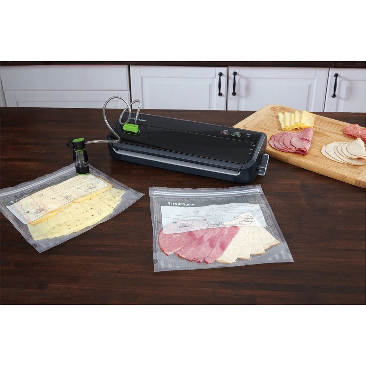 Vacuum Sealer with Bags D10309