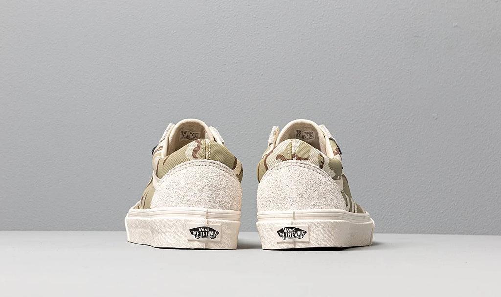 White Camo Sneakers E726