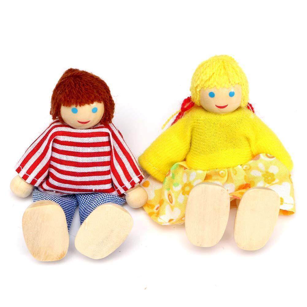Wooden Dolls Playset Set of 4 People with Dog K444363