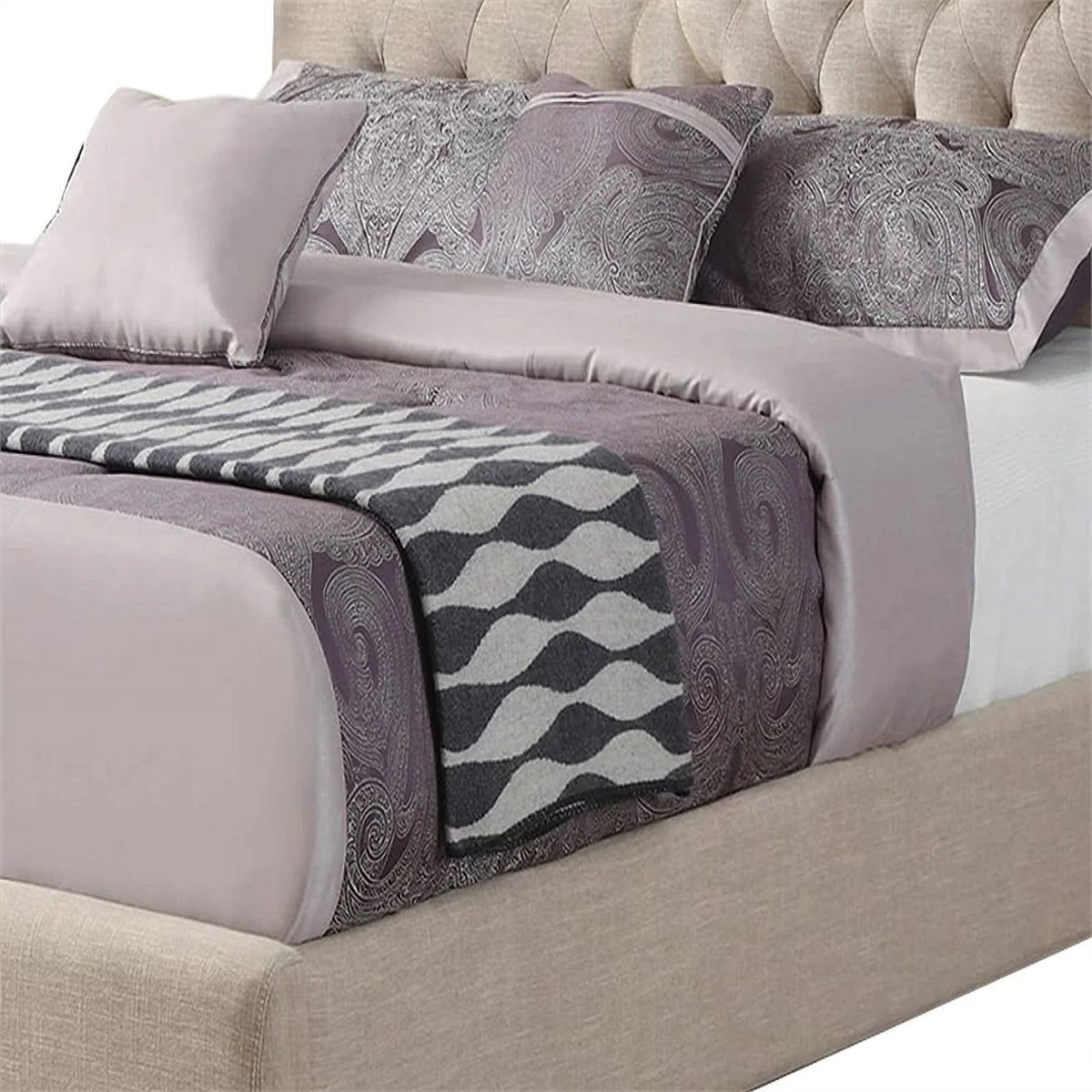 Beige Queen Size Wooden Platform Bed with Tufted Headboard L494