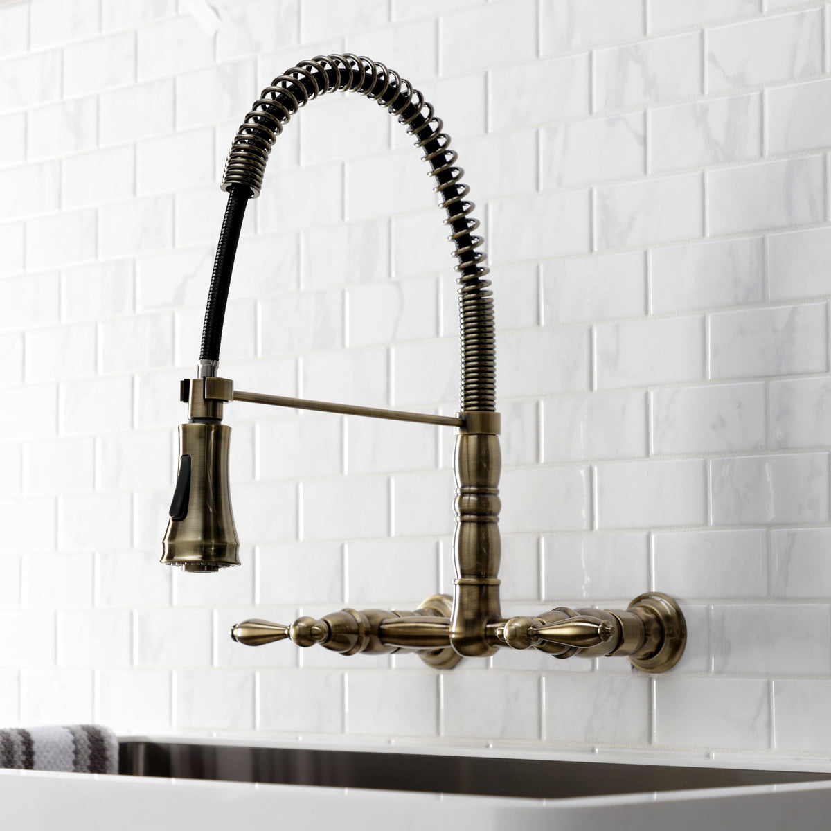 Antique Brass Wall-Mount Pull-Down Sprayer Kitchen Faucet U574984