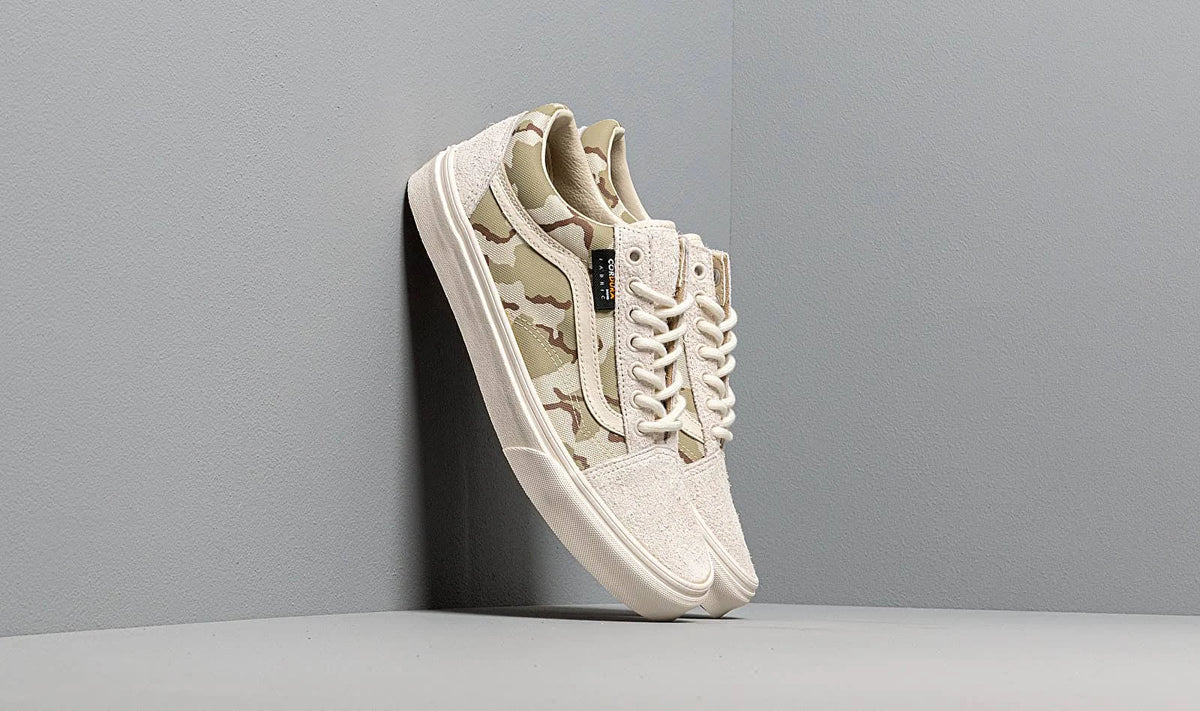 White Camo Sneakers E726