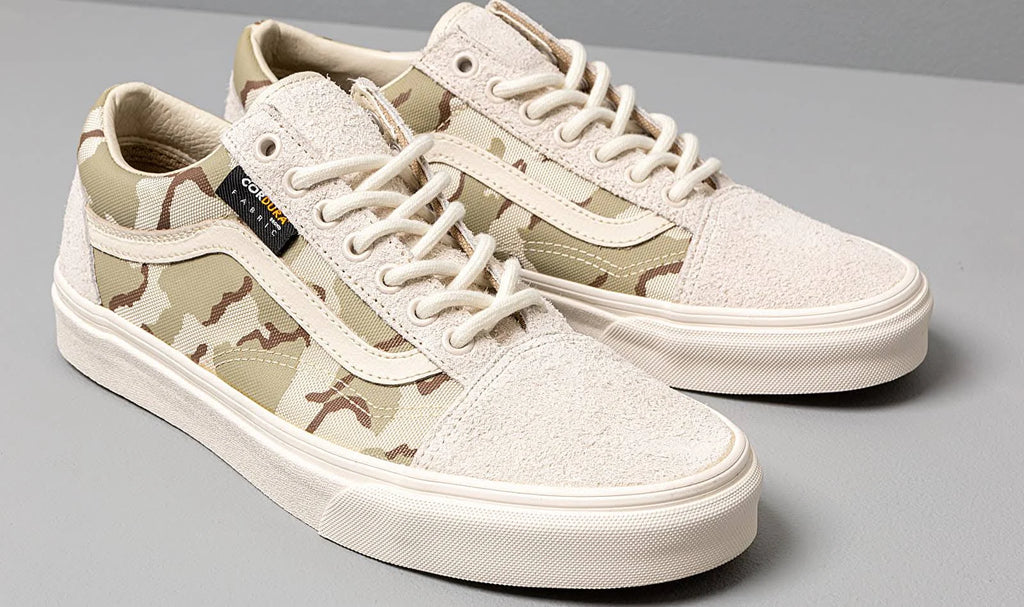 White Camo Sneakers E726