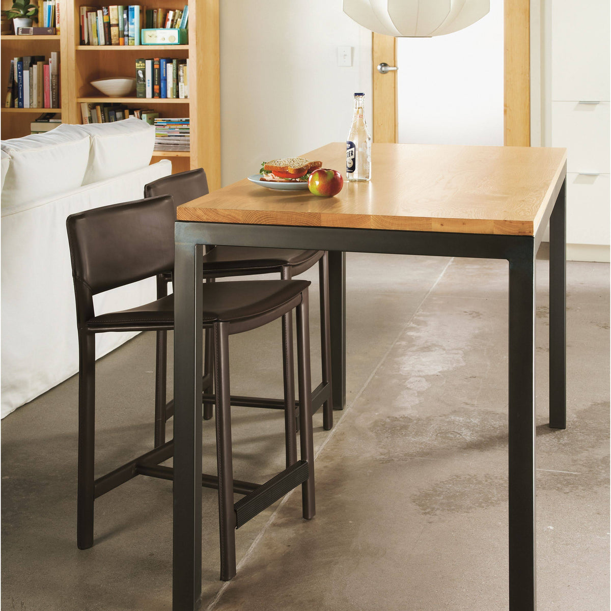 White Venatino Marble Counter Table N13325