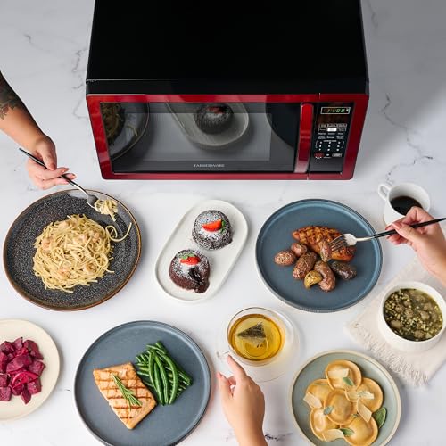 700 Watts 0.7 Cu. Ft. Stainless Steel Microwave Oven O860