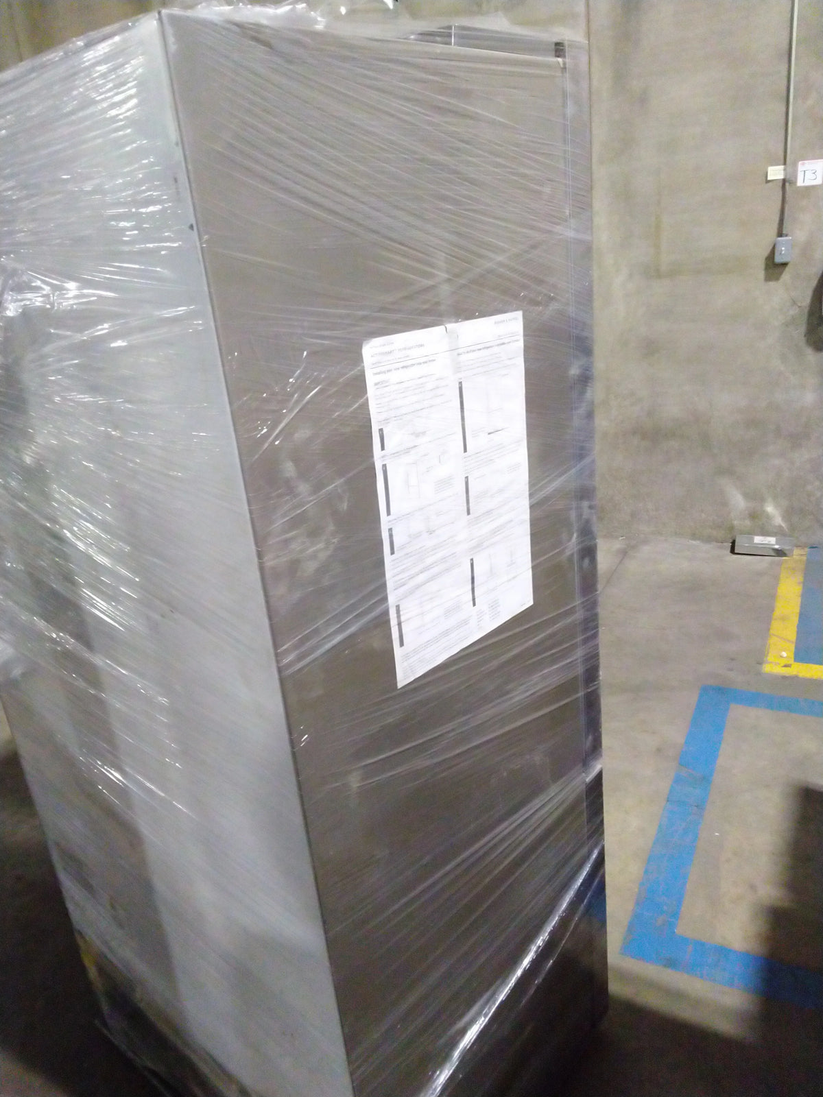 20 Cu Ft 36 Inch Fridge Q275135