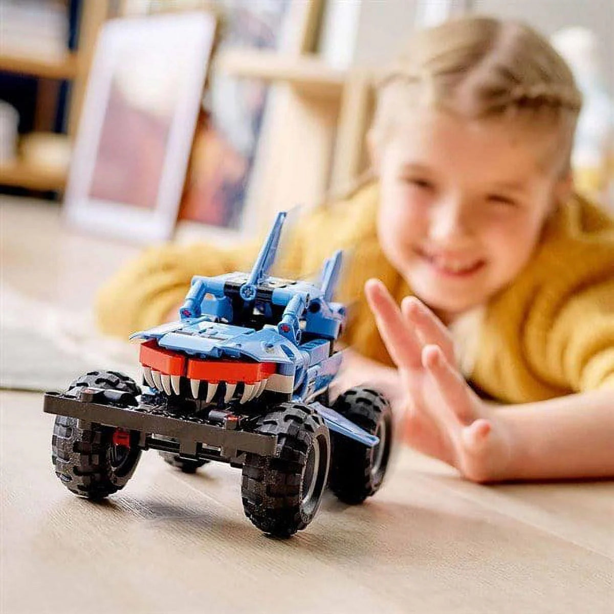 Technic Monster Jam Megalodon C635